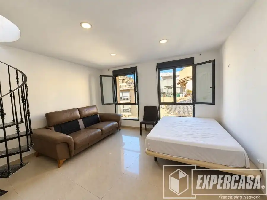 Piso con ascensor en venta en Casco Antiguo, imagen 7
