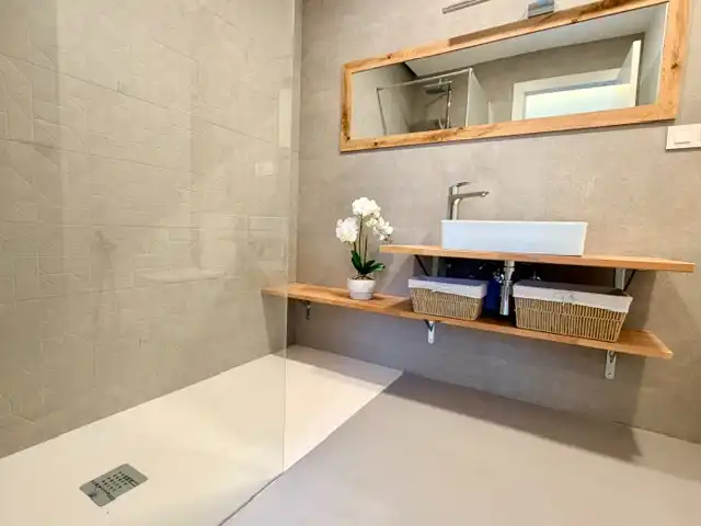 Detached homes for sale in Carrer de Fernando Poo, Els Merinals
