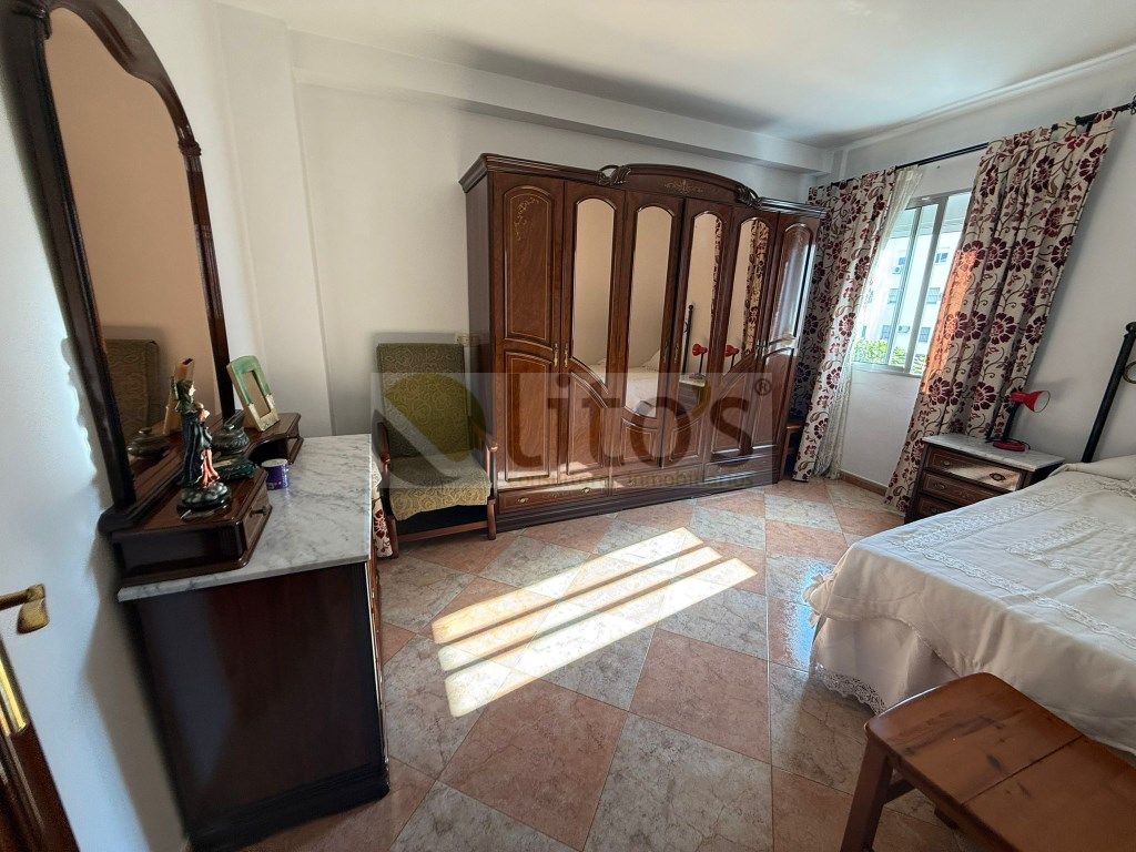 Flat to rent in Calle Felipe Ii, Centro - Doña Mercedes