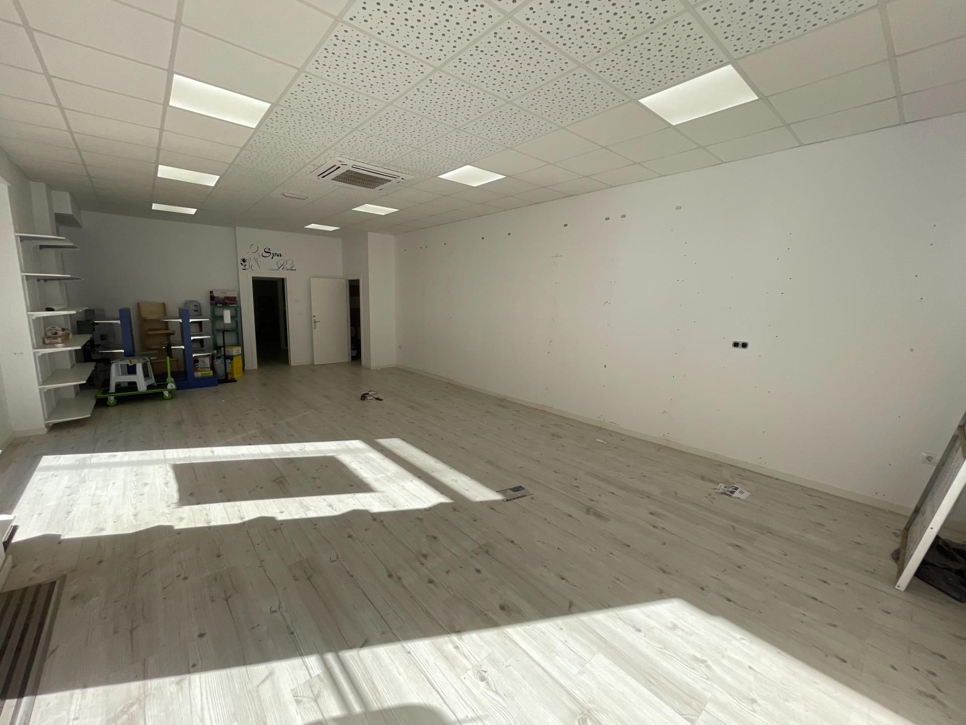 Premises to rent in Águilas  with Air Conditioner and Terrace