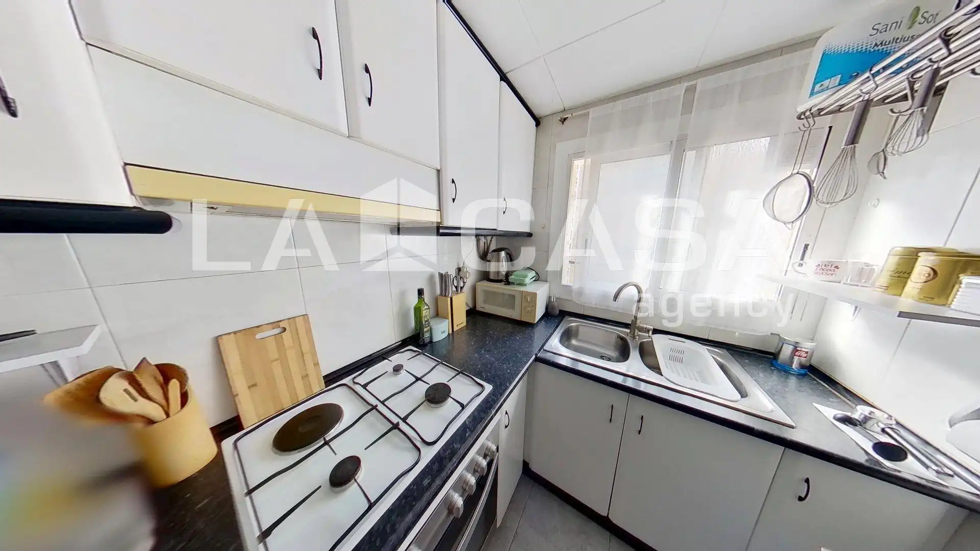 Appartamento con terrazza in vendita a Passatge de la Ferradura, imagen 4