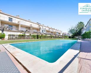 Swimming pool of Single-family semi-detached for sale in Sant Carles de la Ràpita  with Air Conditioner, Terrace and Swimming Pool