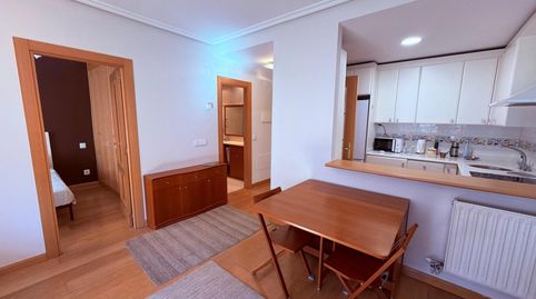 Foto 4 von Wohnung zum Verkauf in Calle San Francisco, Los Vadillos - R. Sanitaria - Pozanos, Burgos Capital