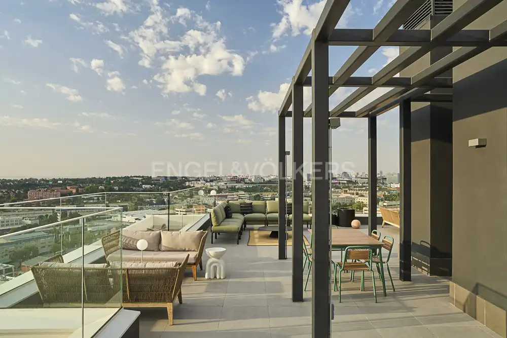 Terraza de Estudio de alquiler en Alcobendas con Aire acondicionado, Calefacción y Jardín privado