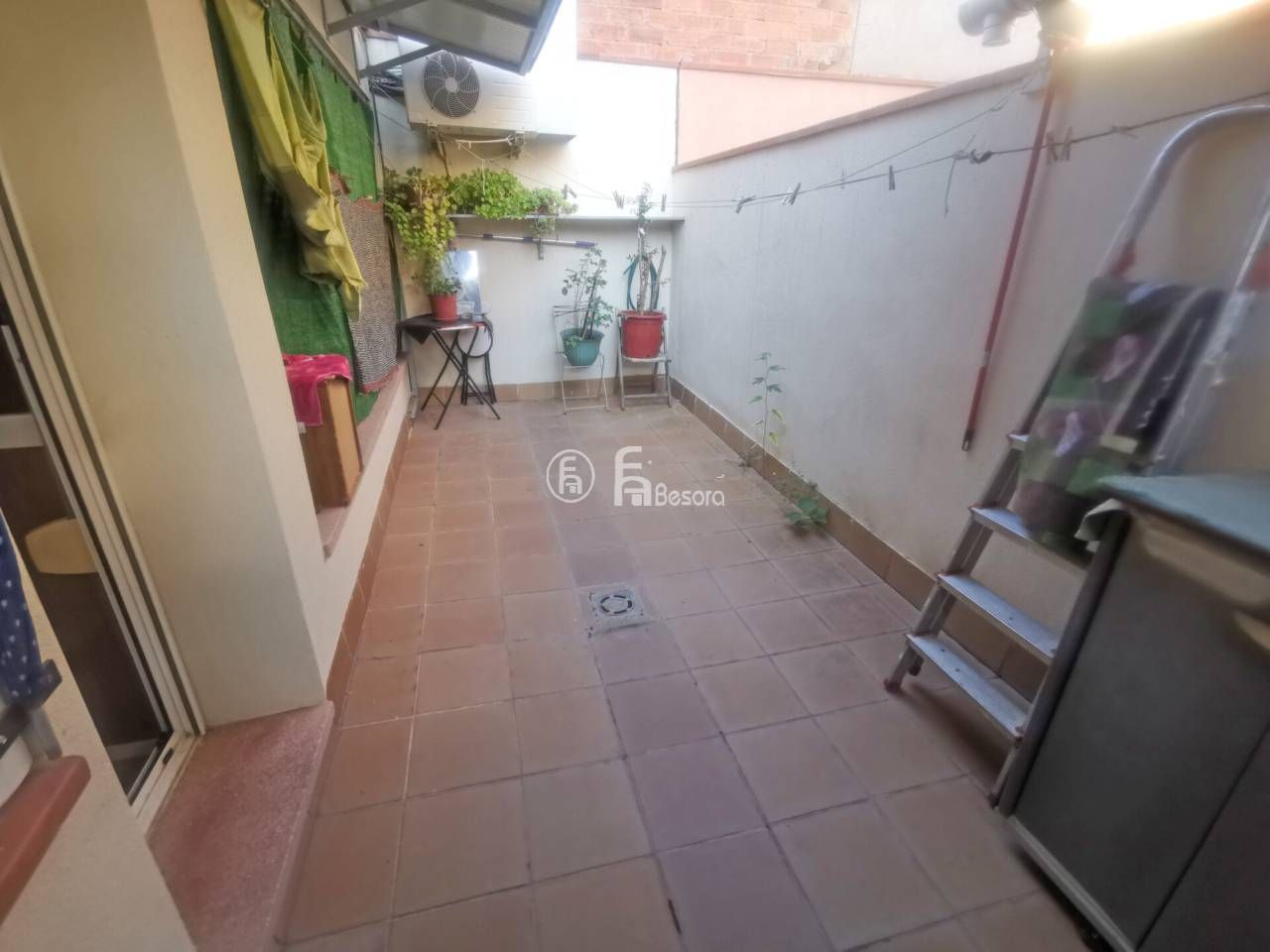 Loft en venda a Almogàvers, Rosselló