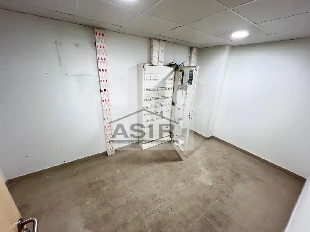 Business premises to rent in Josep Melcior Gomeis, imagen 40