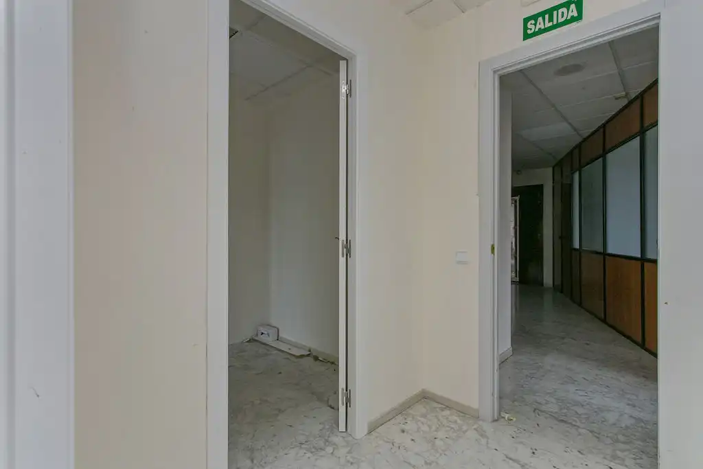 Oficina en venda en Cornellà de Llobregat