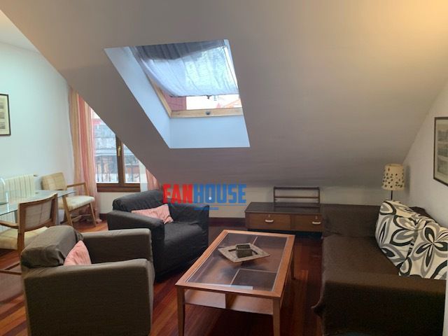 Apartamento de alquiler en Barrio del Centro, Centro