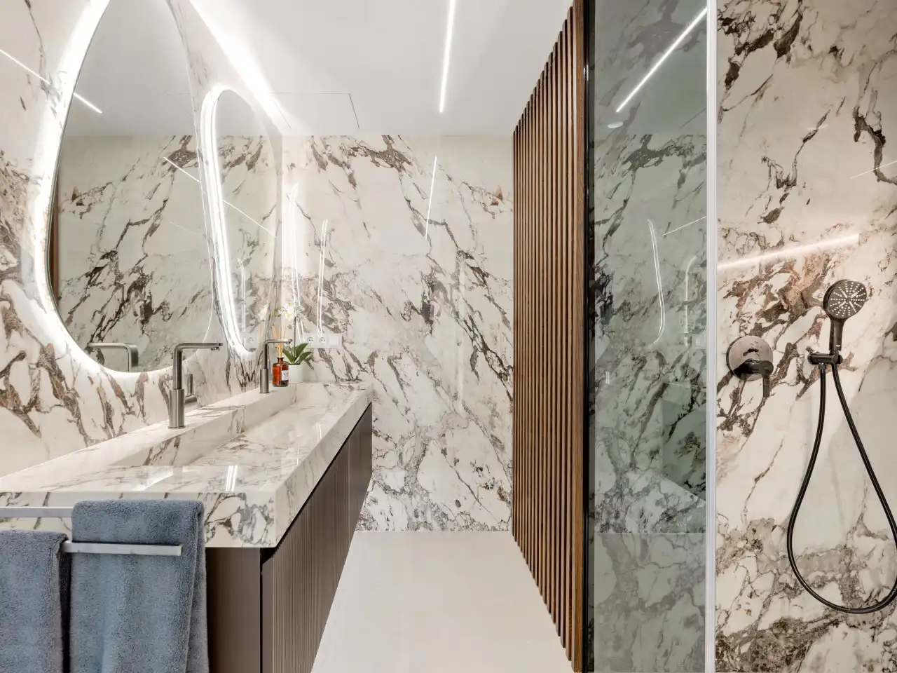 Baño de Piso en venta en Marbella con Aire acondicionado, Calefacción y Terraza