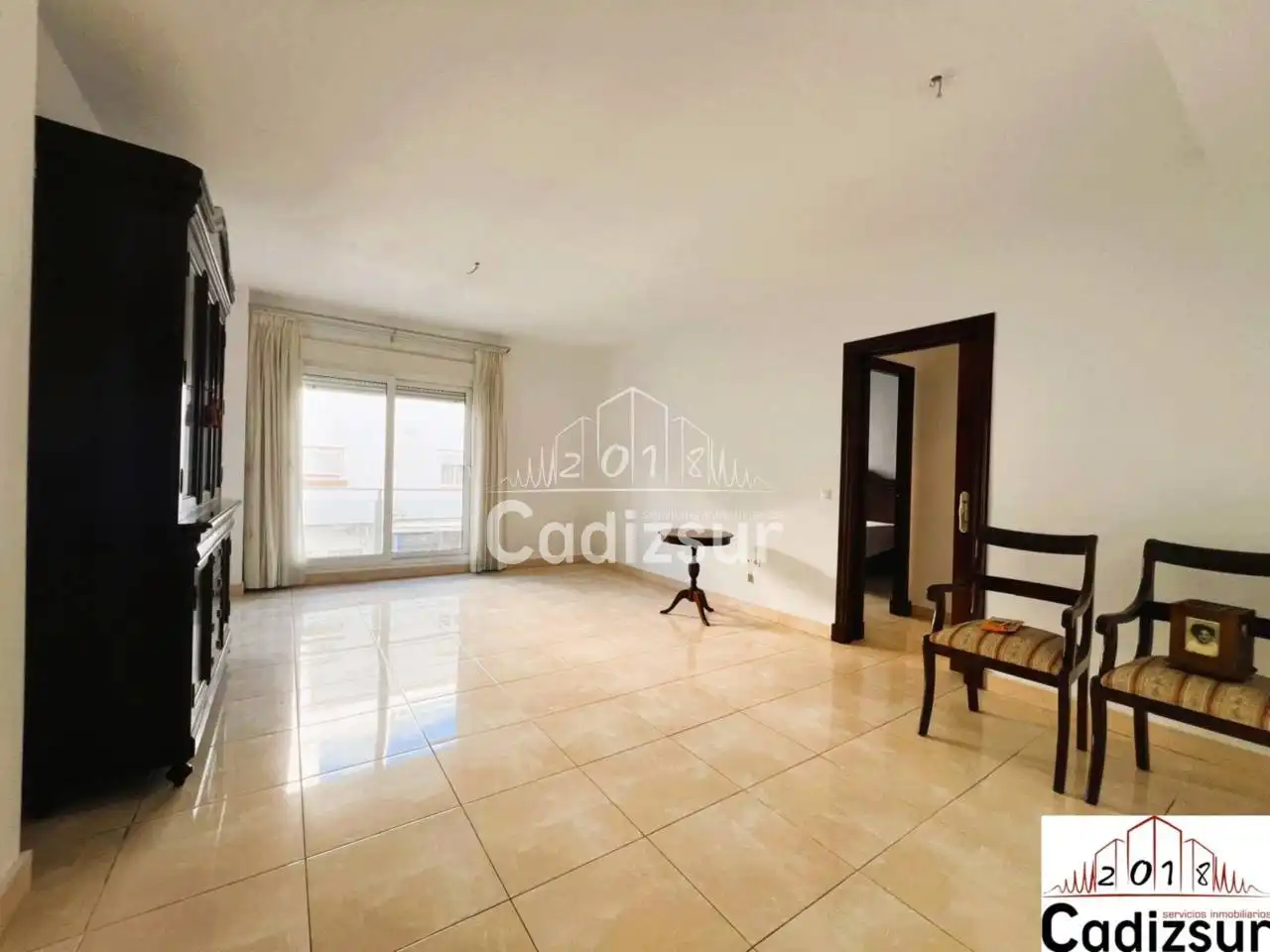 Vista exterior de Piso en venta en Cádiz con Aire acondicionado y Balcón