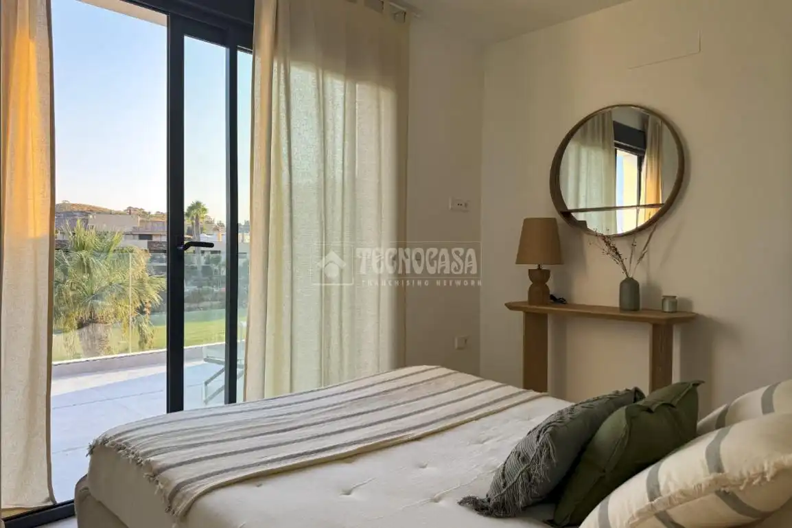 Dormitori de Casa adosada en venda en Vera amb Jardí privat, Terrassa i Piscina