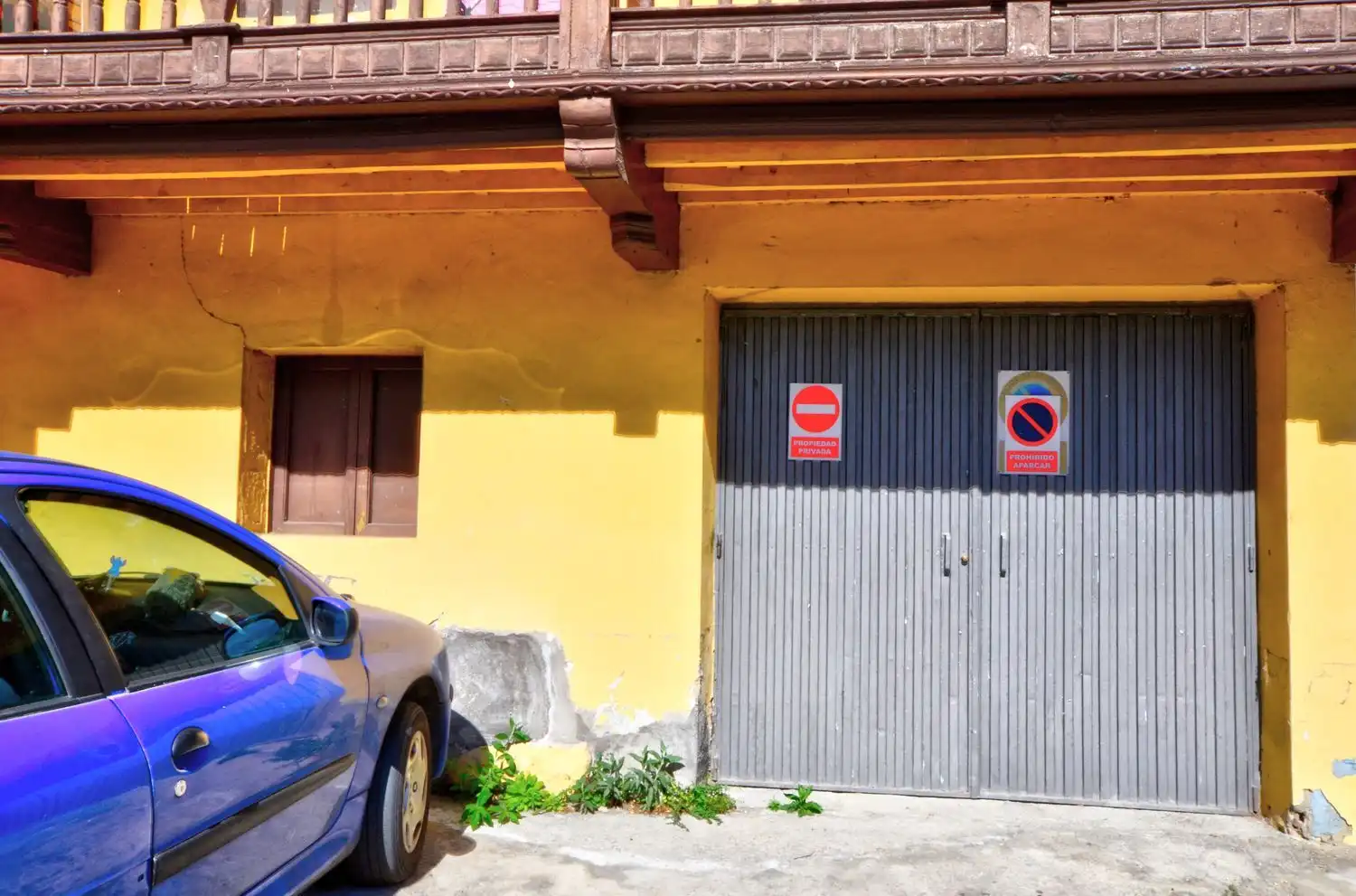 Aparcament de Casa o xalet en venda en Lena amb Calefacció, Terrassa i Traster