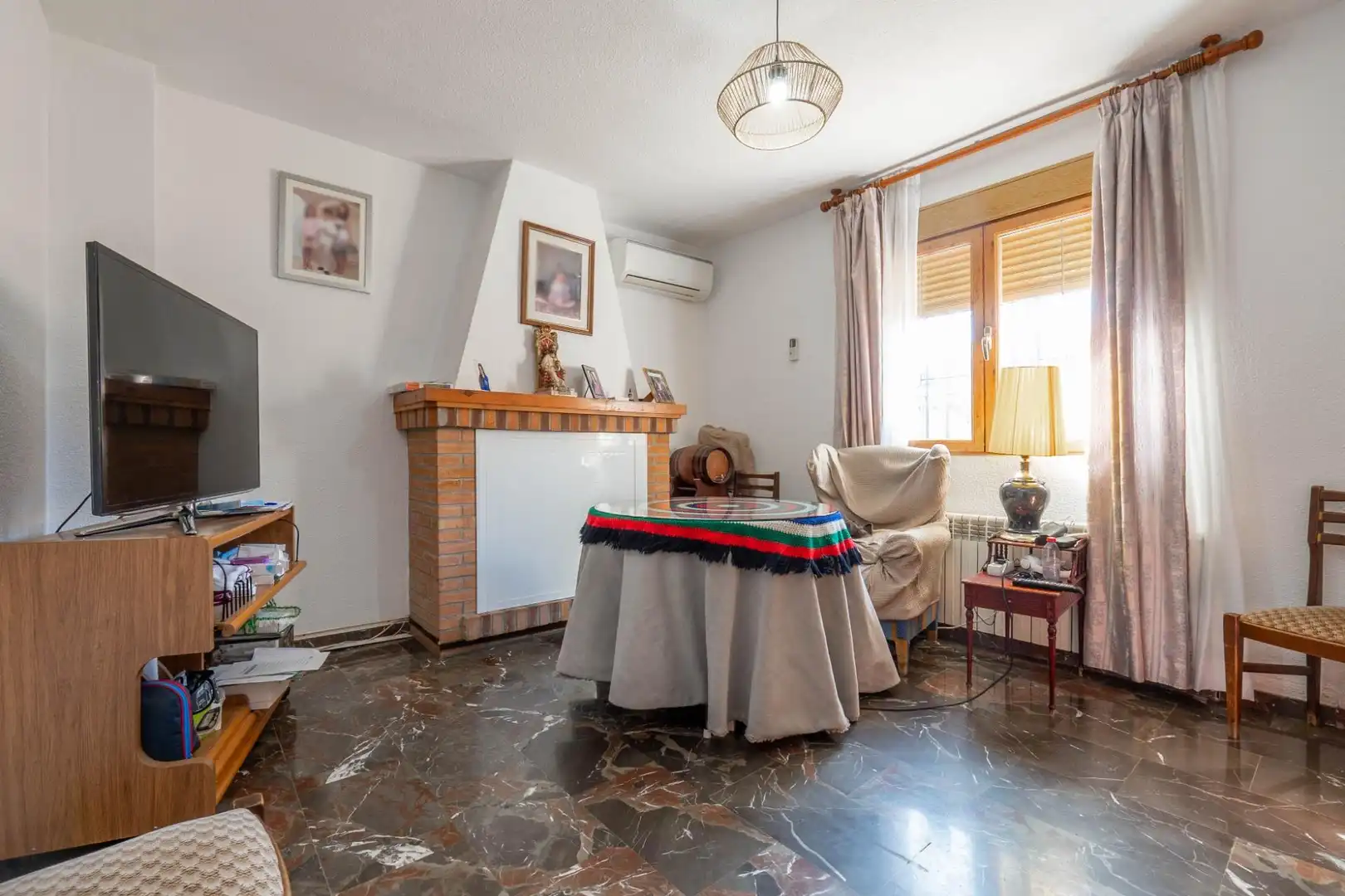 Living room of Houses for sale in Villa de Otura  with Air Conditioner, Heating and Private garden