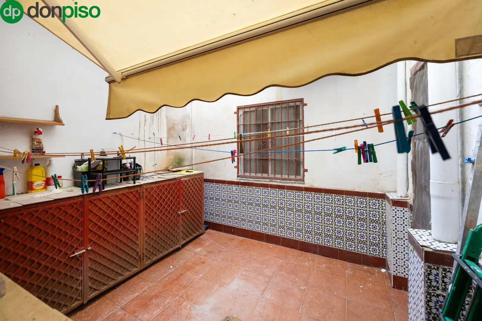 Küche von Erdgeschoss zum Verkauf in Granada