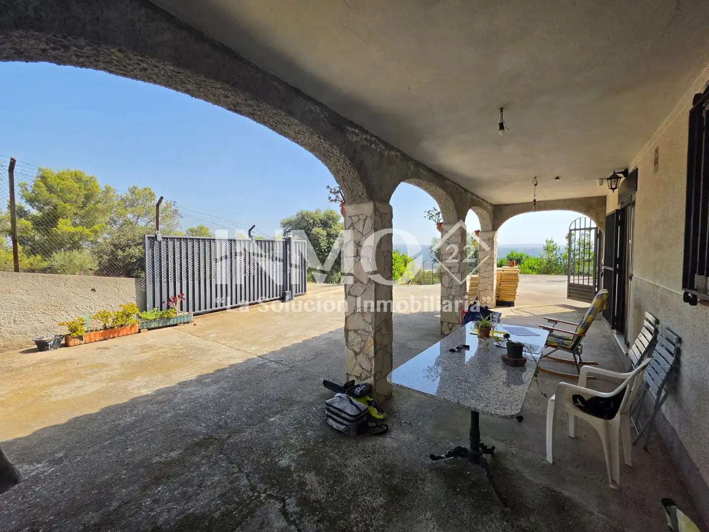 Terrassa de Casa o xalet en venda en Sant Andreu de la Barca amb Aire condicionat, Calefacció i Jardí privat