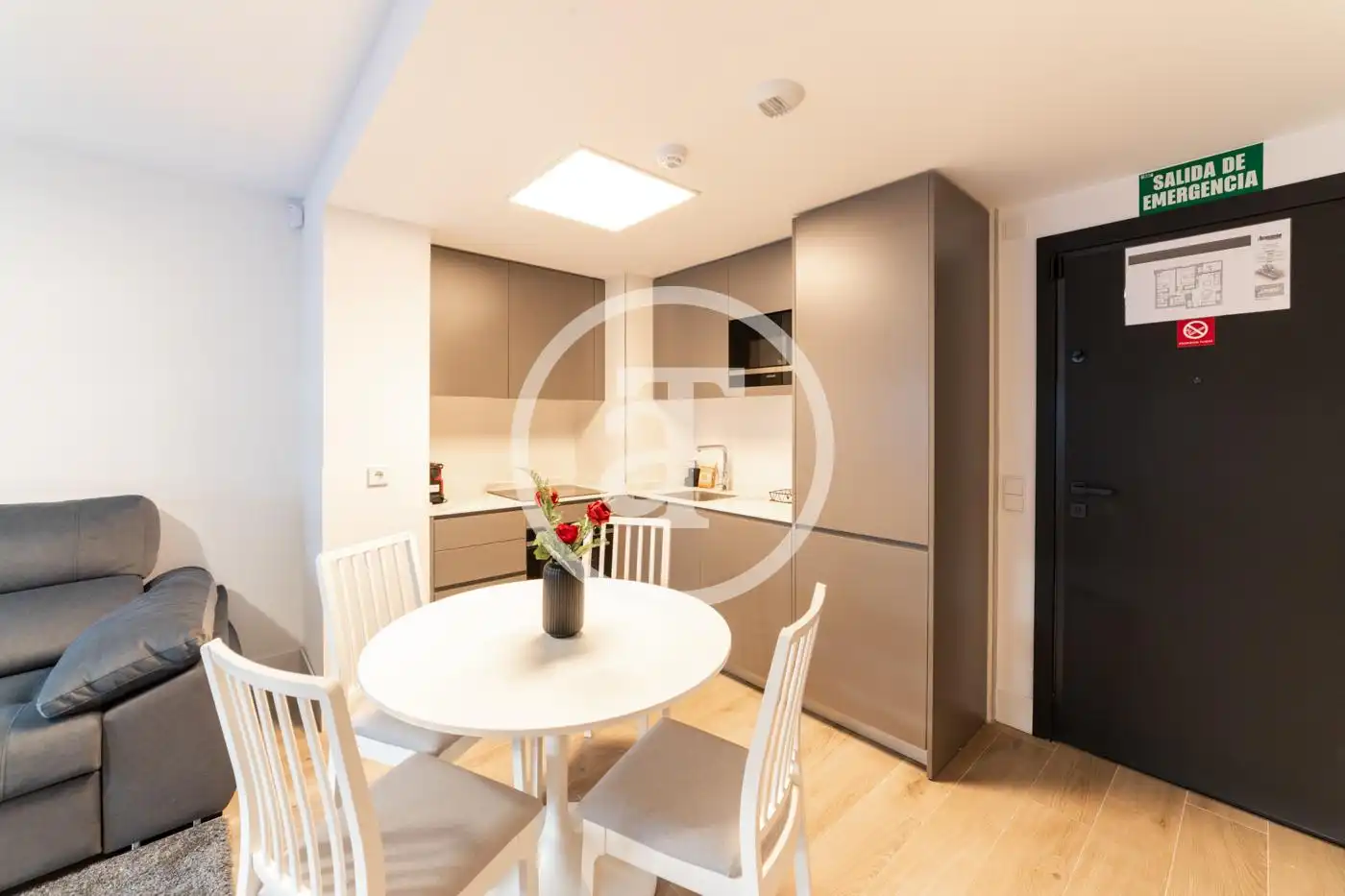 Flat for rent in Calle Alejandro Dumas, Imperial