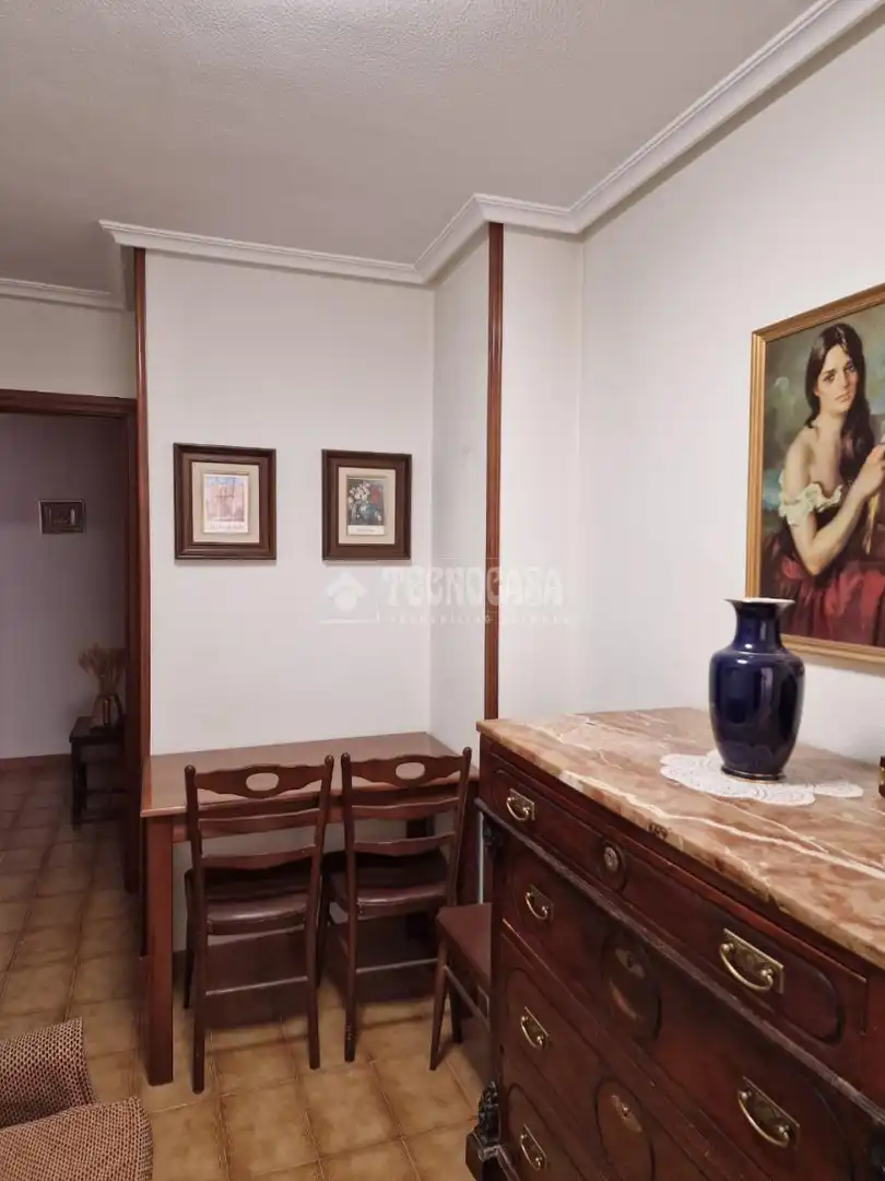 Comedor de Piso en venta en Huesca con Calefacción y Trastero