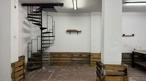 Local comercial de 120 m2 en dos plantas a pie de calle en La Llagosta.