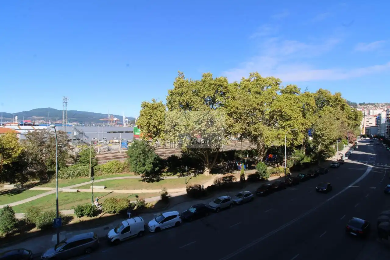 Appartamento con terrazza in affitto a Areal, imagen 3