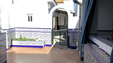 Venta de 4 casas viviendasen El Rocío en  730 m2 construidos y 928 de parcela  y 5 cuadras de Caballos.