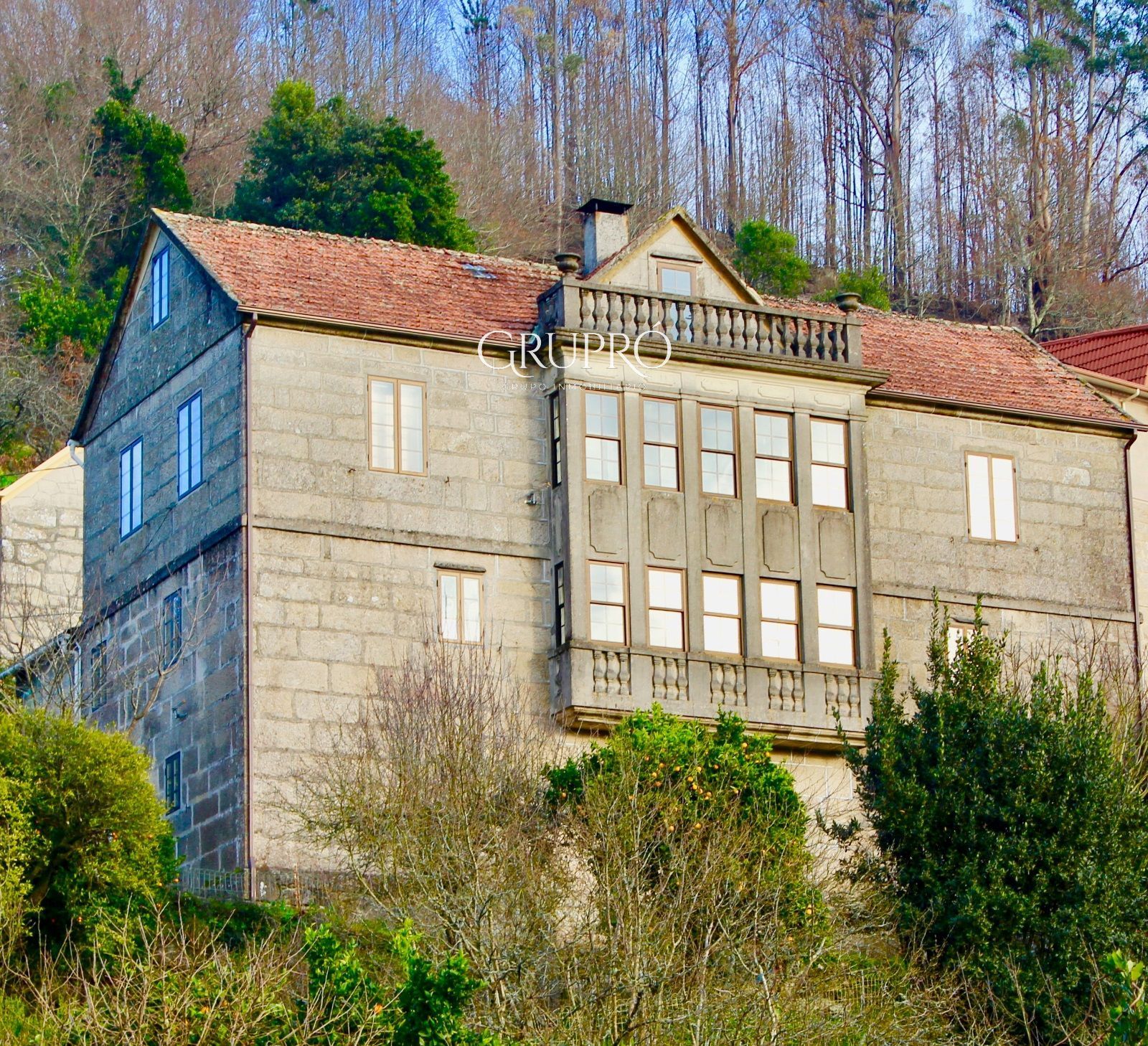 Vista exterior de Casa o xalet en venda en Soutomaior amb Calefacció, Jardí privat i Piscina