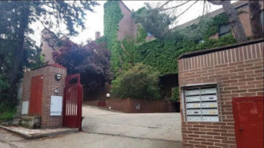 Exterior view of House or chalet for sale in Galapagar  with Private garden, Terrace and Community pool