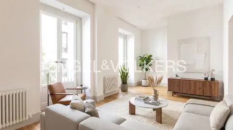 Photo 3 of Flat for sale in Calle de Serrano Anguita, Justicia - Chueca, Madrid Capital