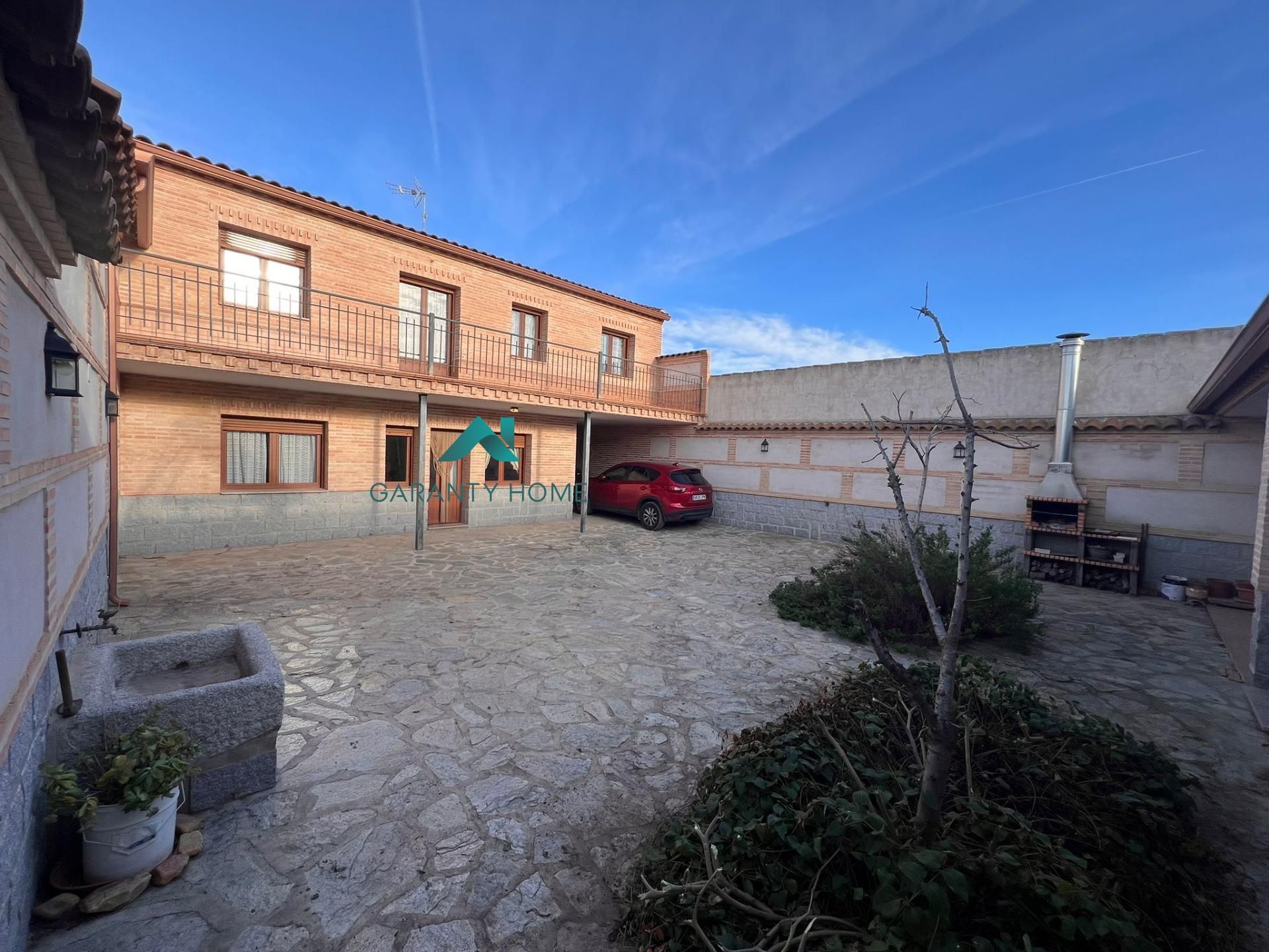 Vista exterior de Casa adosada en venda en Gálvez
