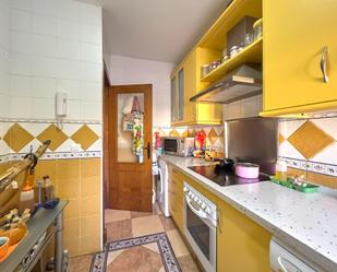 Kitchen of Single-family semi-detached for sale in Chiclana de la Frontera