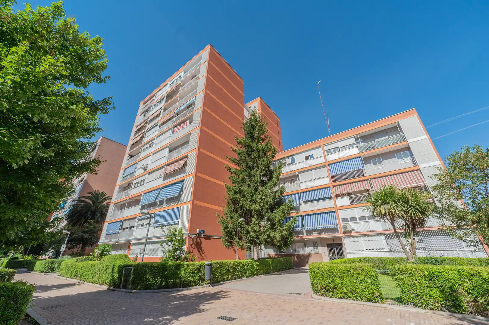 Exterior view of Flat for sale in Fuenlabrada  with Air Conditioner, Heating and Furnished