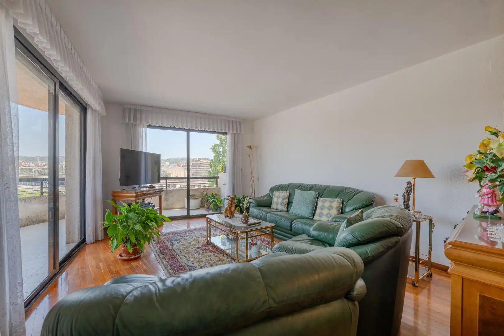 Sala d'estar de Apartament en venda en Girona amb Calefacció, Terrassa i Balcó