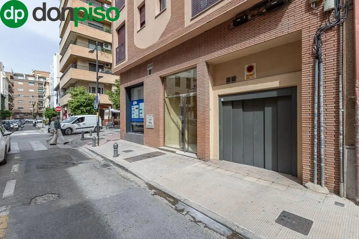 Garage for sale in Calle Azhuma, 24, Fígares