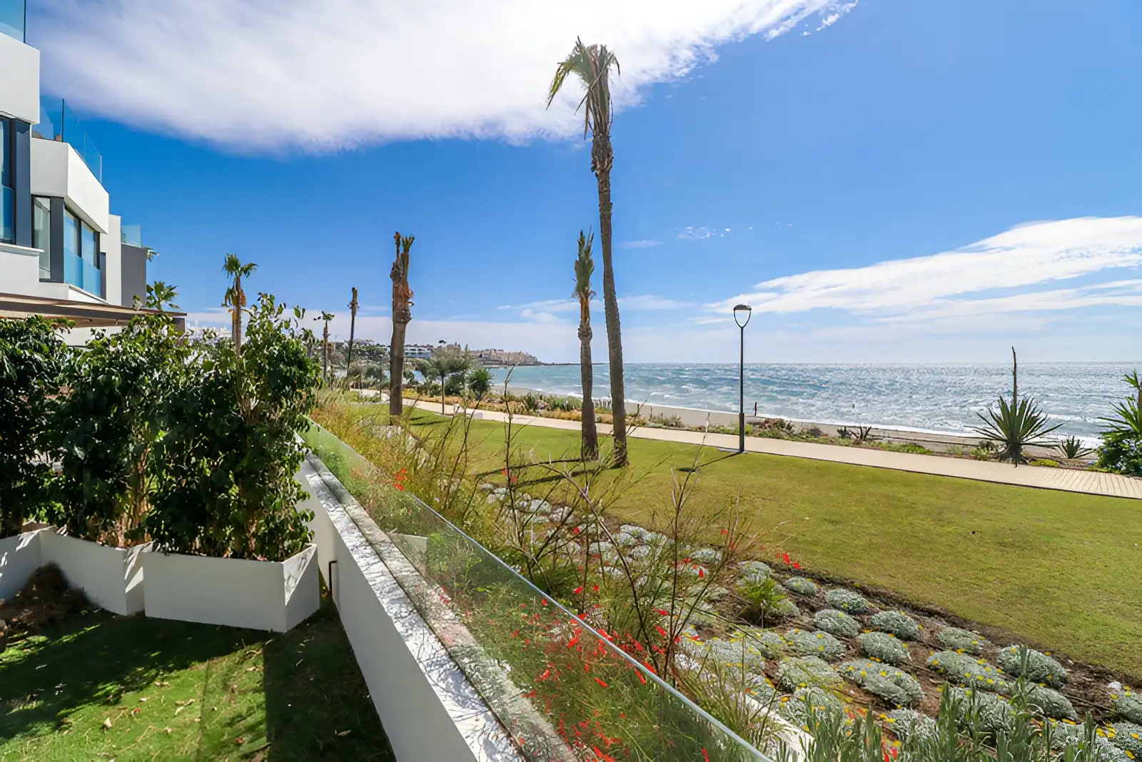 Casa a schiera con piscina in vendita a Estepona Pueblo, imagen 2