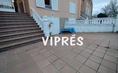 Exterior view of Single-family semi-detached for sale in Cáceres Capital  with Heating, Terrace and Furnished