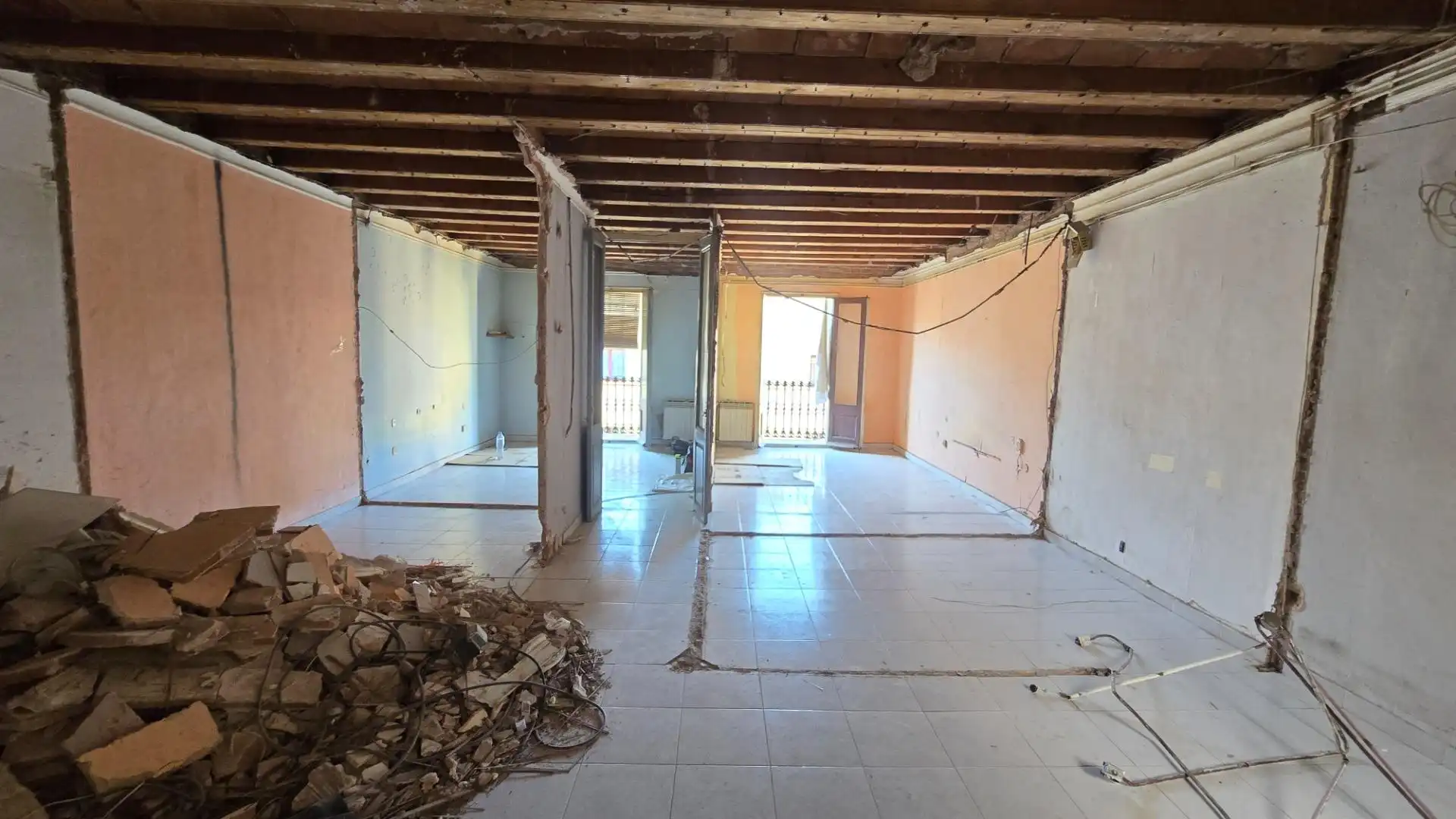 Flat for sale in Barcelona  with Parquet flooring and Terrace
