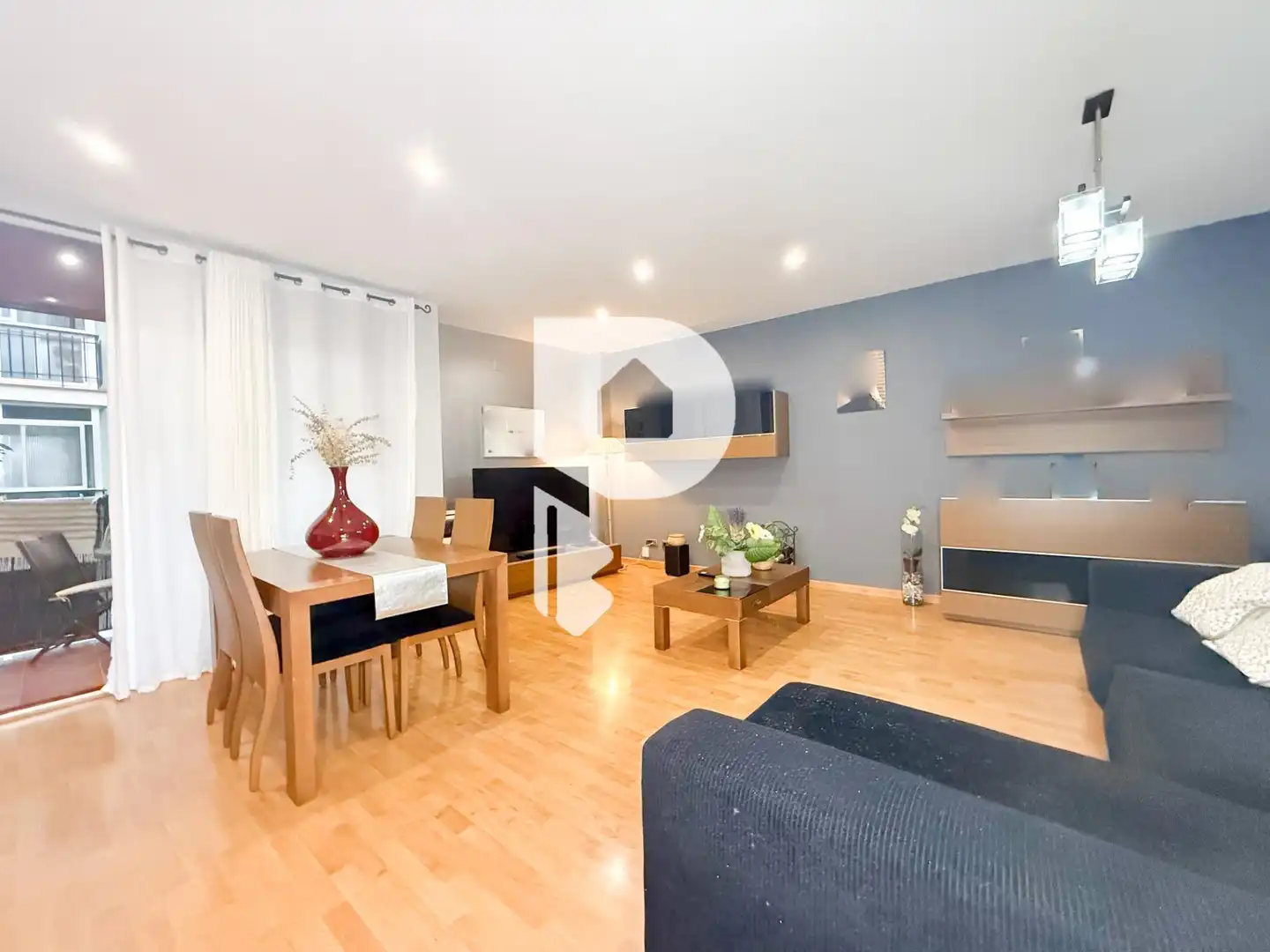 Sala d'estar de Planta baixa en venda en Barcelona amb Calefacció, Parquet i Traster