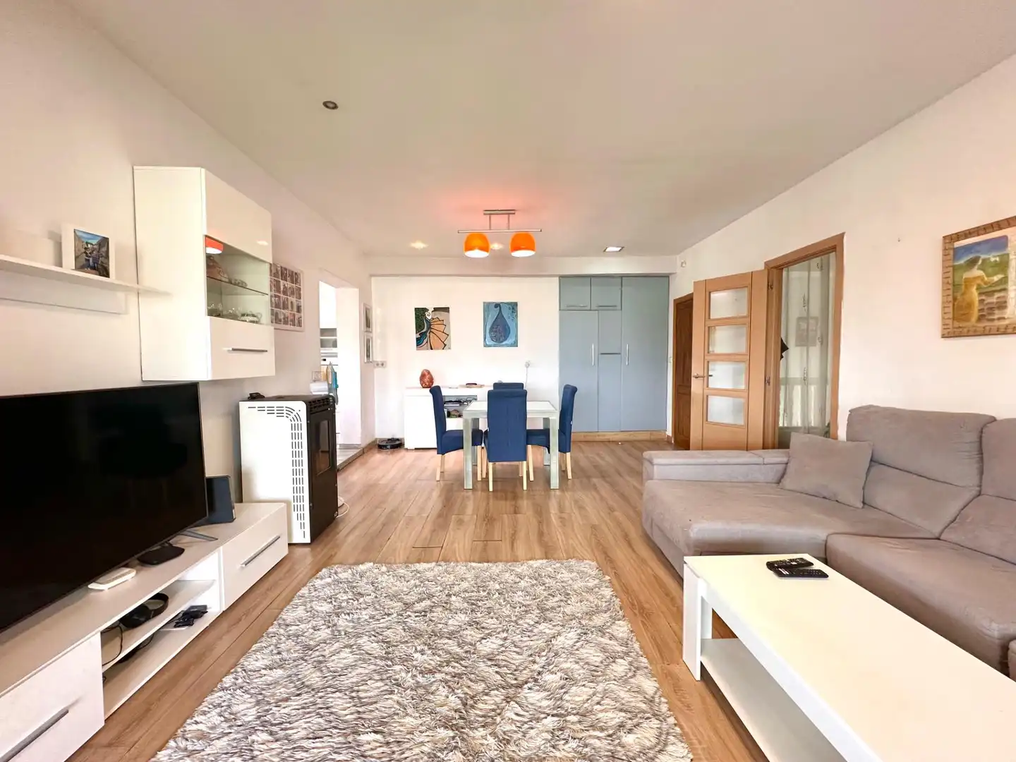Sala d'estar de Casa o xalet en venda en Dúrcal amb Aire condicionat, Parquet i Terrassa
