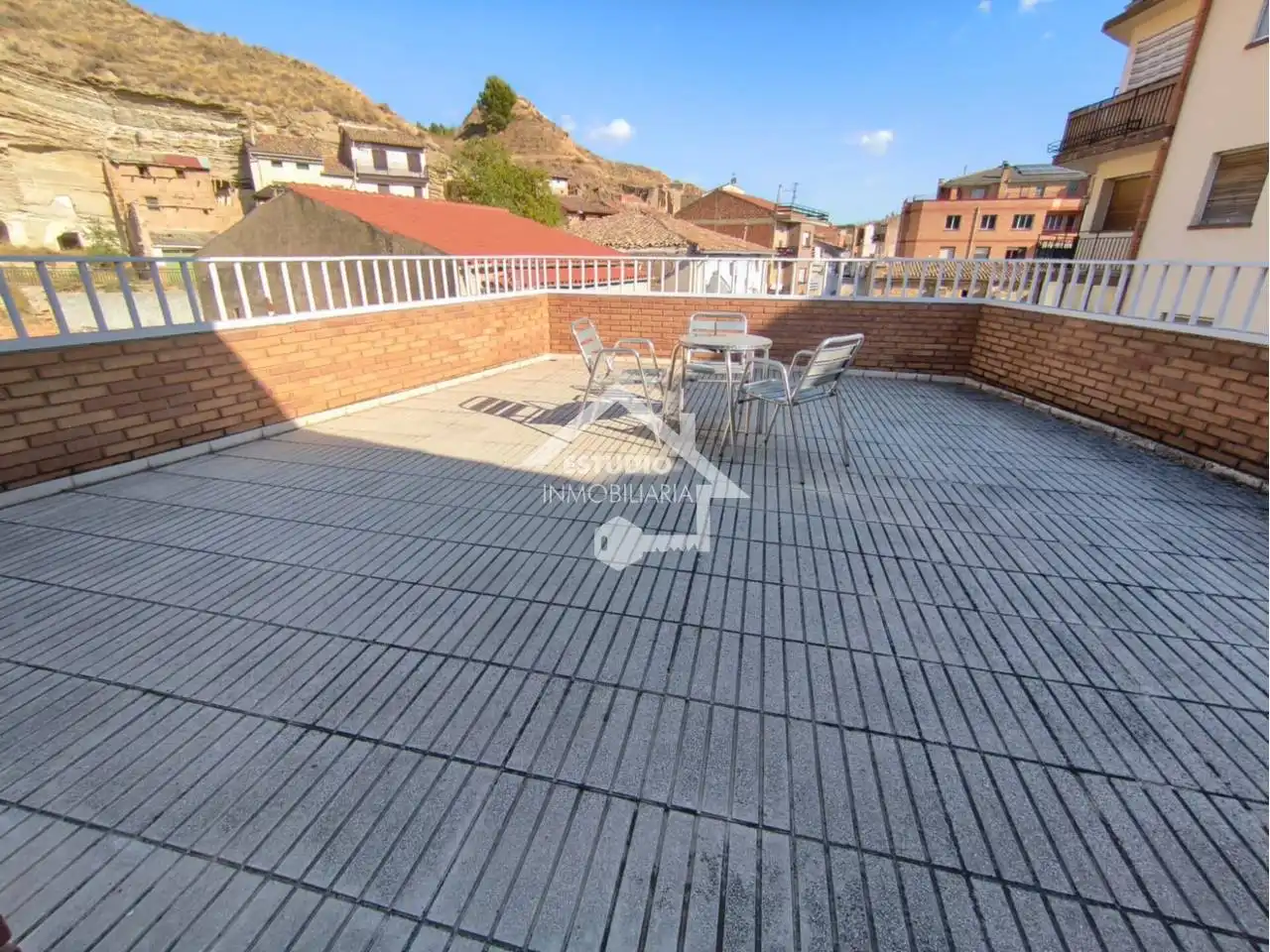 Terrassa de Casa o xalet en venda en Lodosa amb Aire condicionat, Calefacció i Parquet