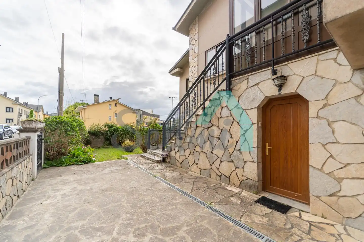 Vista exterior de Casa o chalet en venta en Ribadeo con Calefacción, Jardín privado y Parquet