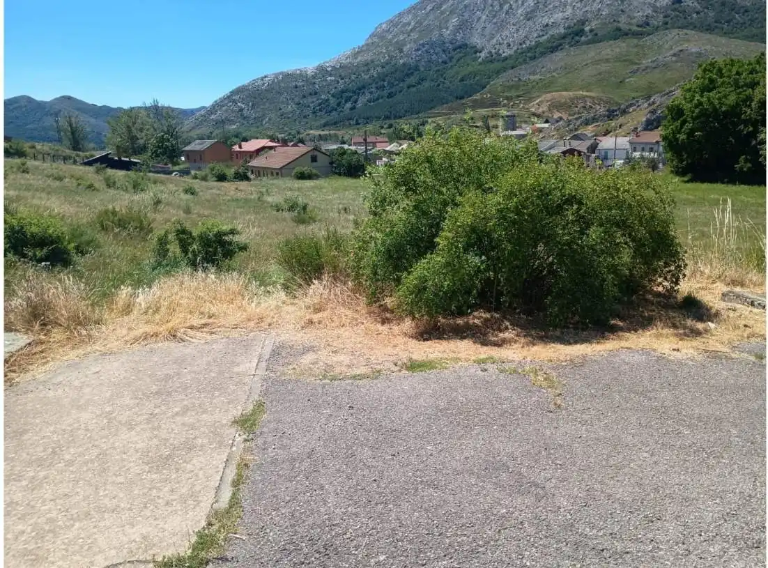 Residencial en venda en Puebla de Lillo