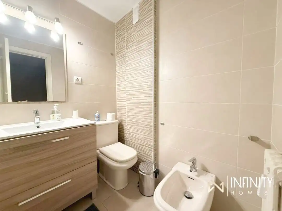 Baño de Piso de alquiler en Bilbao  con Calefacción