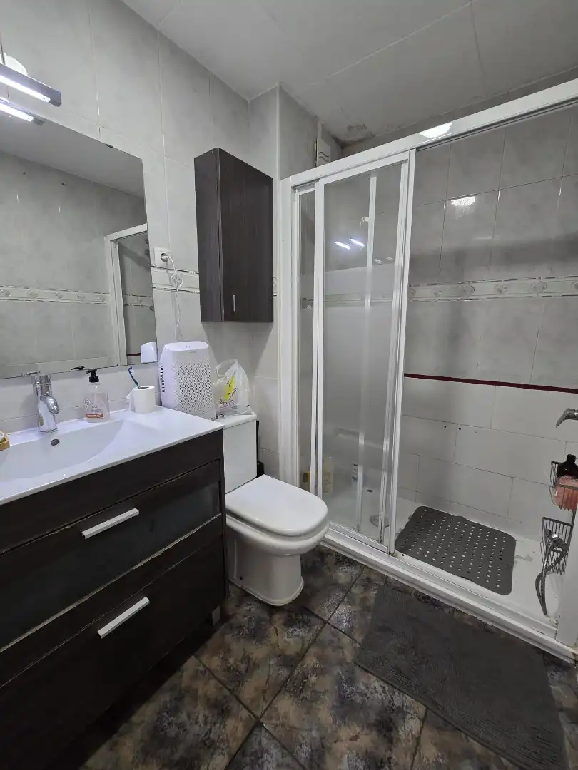 Baño de Piso en venta en Barcelona con Calefacción, Parquet y Horno