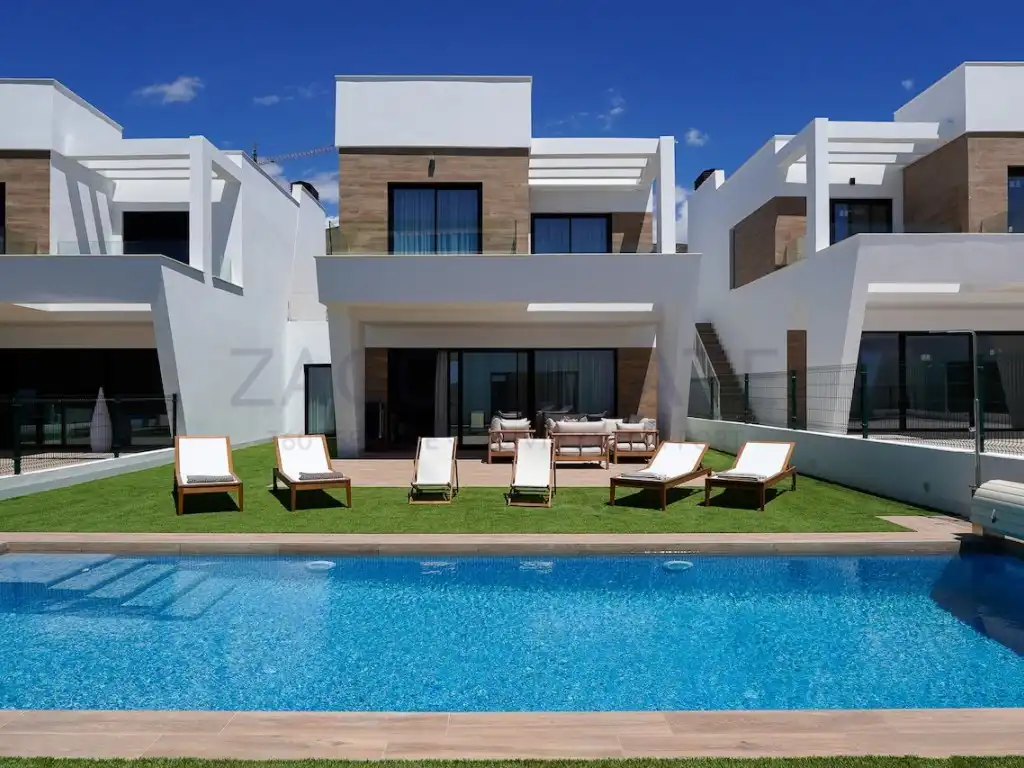 Haus oder Chalet zur Miete in Calle Equador, 4, Balcón de Finestrat - Terra Marina