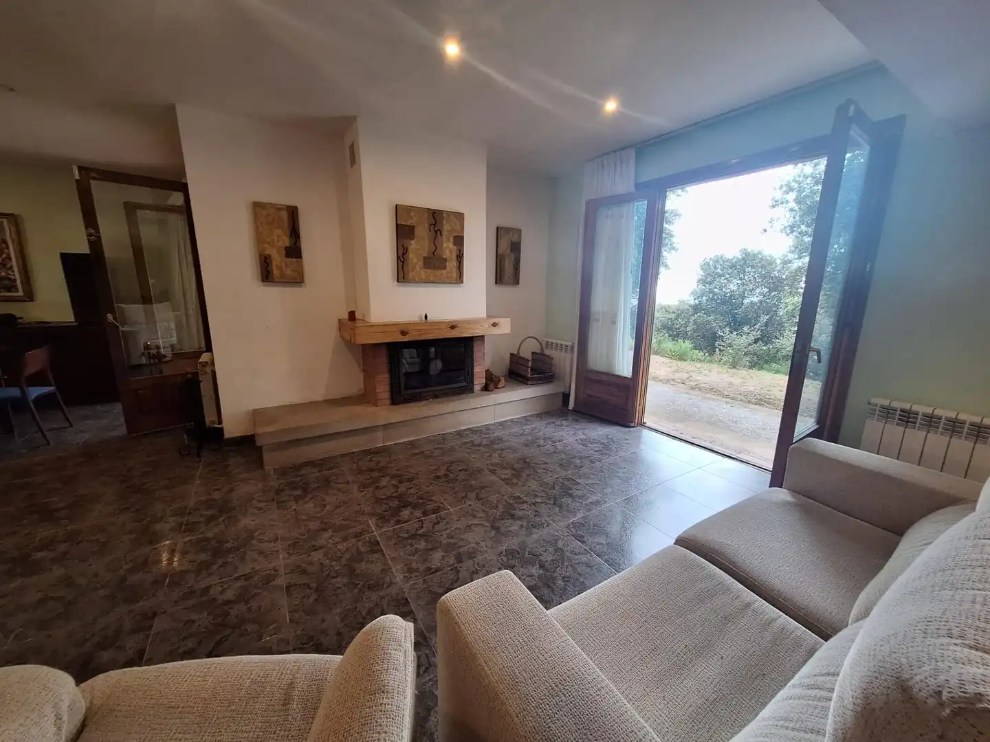 Sala d'estar de Finca rústica en venda en Castellar del Vallès amb Terrassa, Traster i Balcó