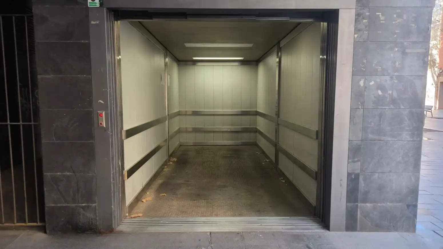 Parking for sale in Sant Boi de Llobregat - RAMBLA RAFAEL CASANOVAS, imagen 14