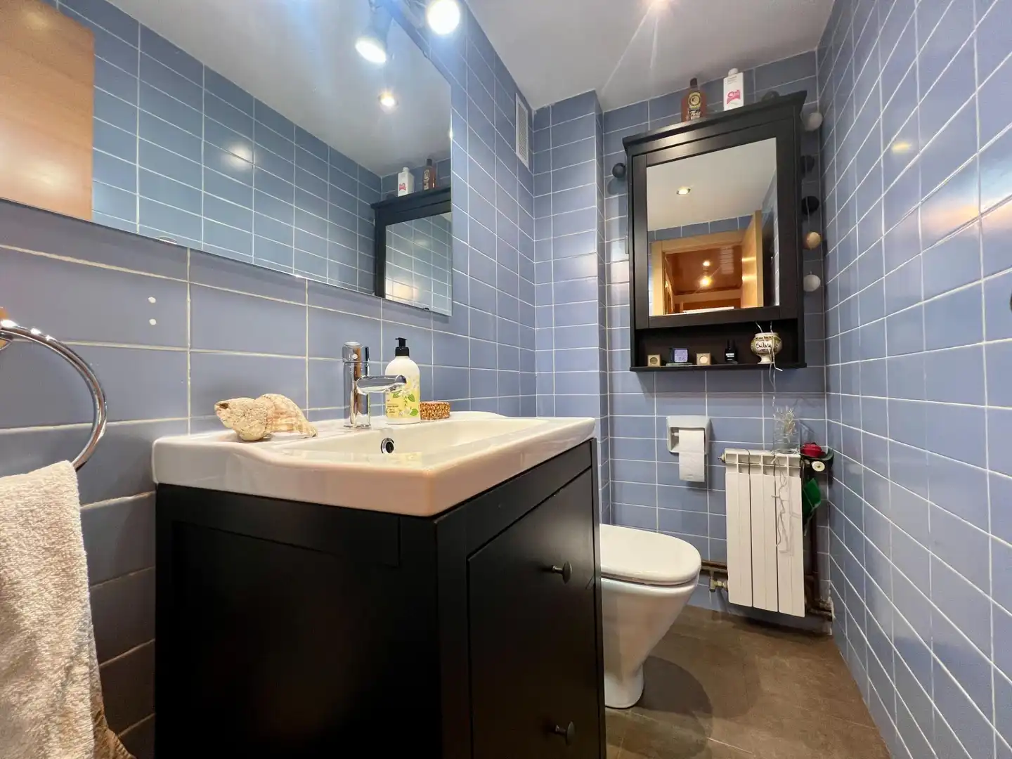 Badezimmer von Wohnung zum Verkauf in Granollers mit Heizung und Parkett