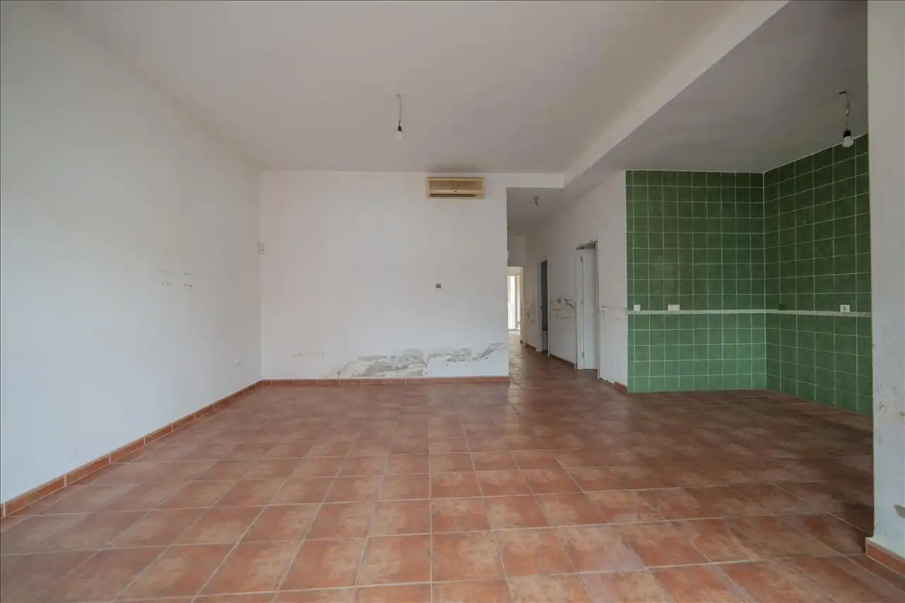 Ground floor for sale in Burguillos