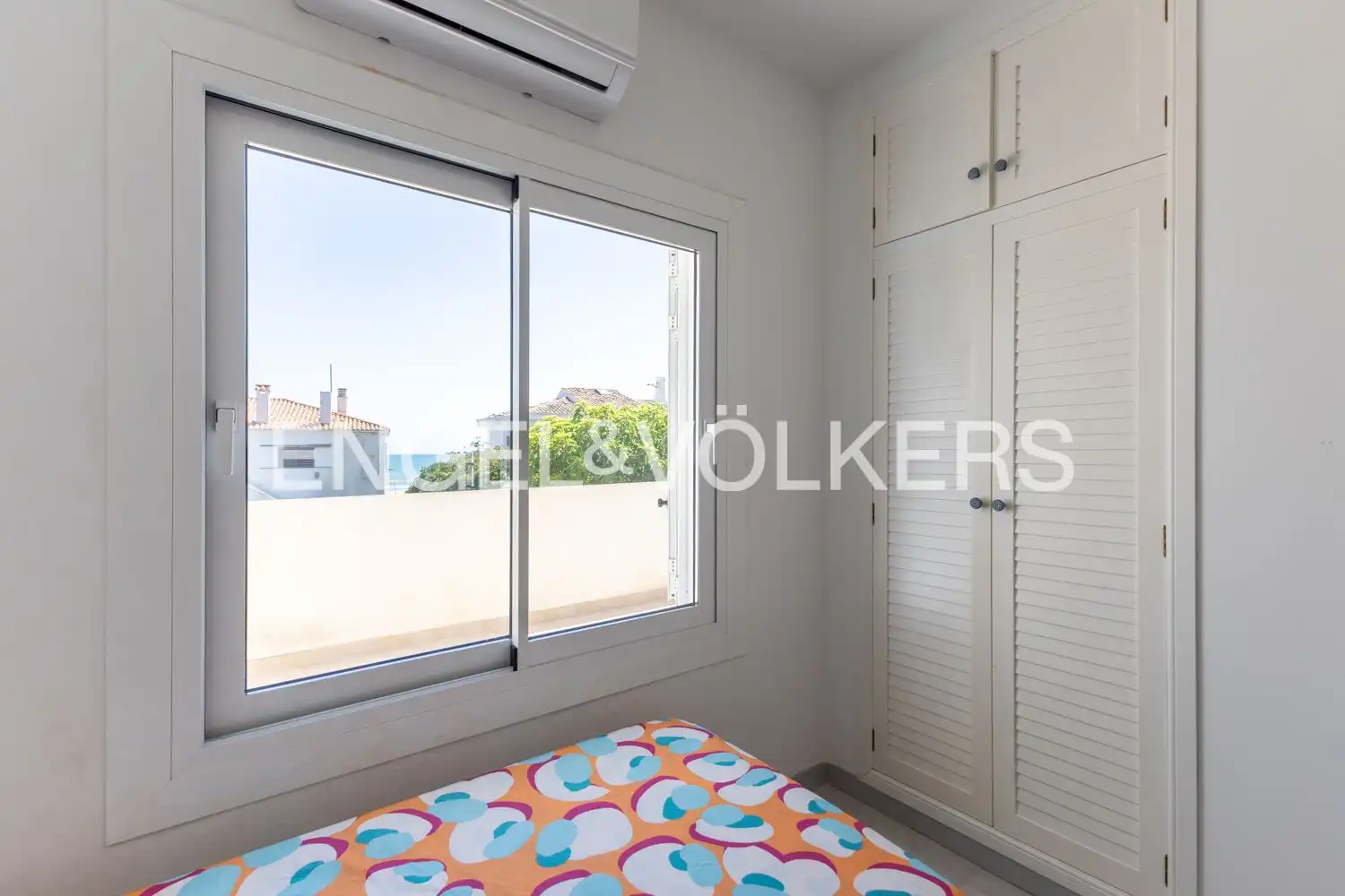Balcony of Houses for rent in Valencia  with Air Conditioner, Heating and Private garden