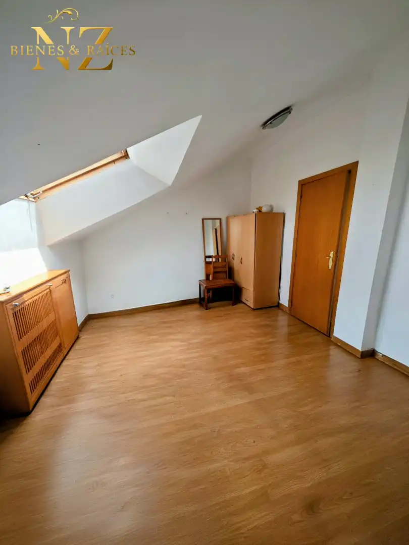 Habitación de Dúplex en venta en Numancia de la Sagra con Calefacción, Trastero y Horno