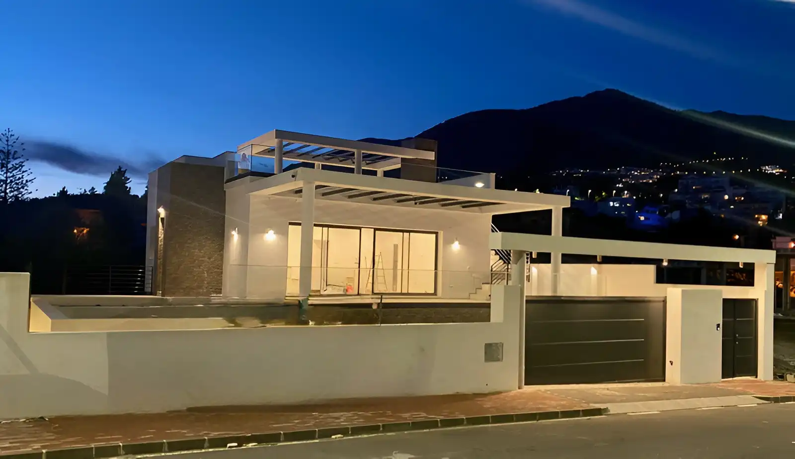 House with pool for sale in Mijas pueblo
